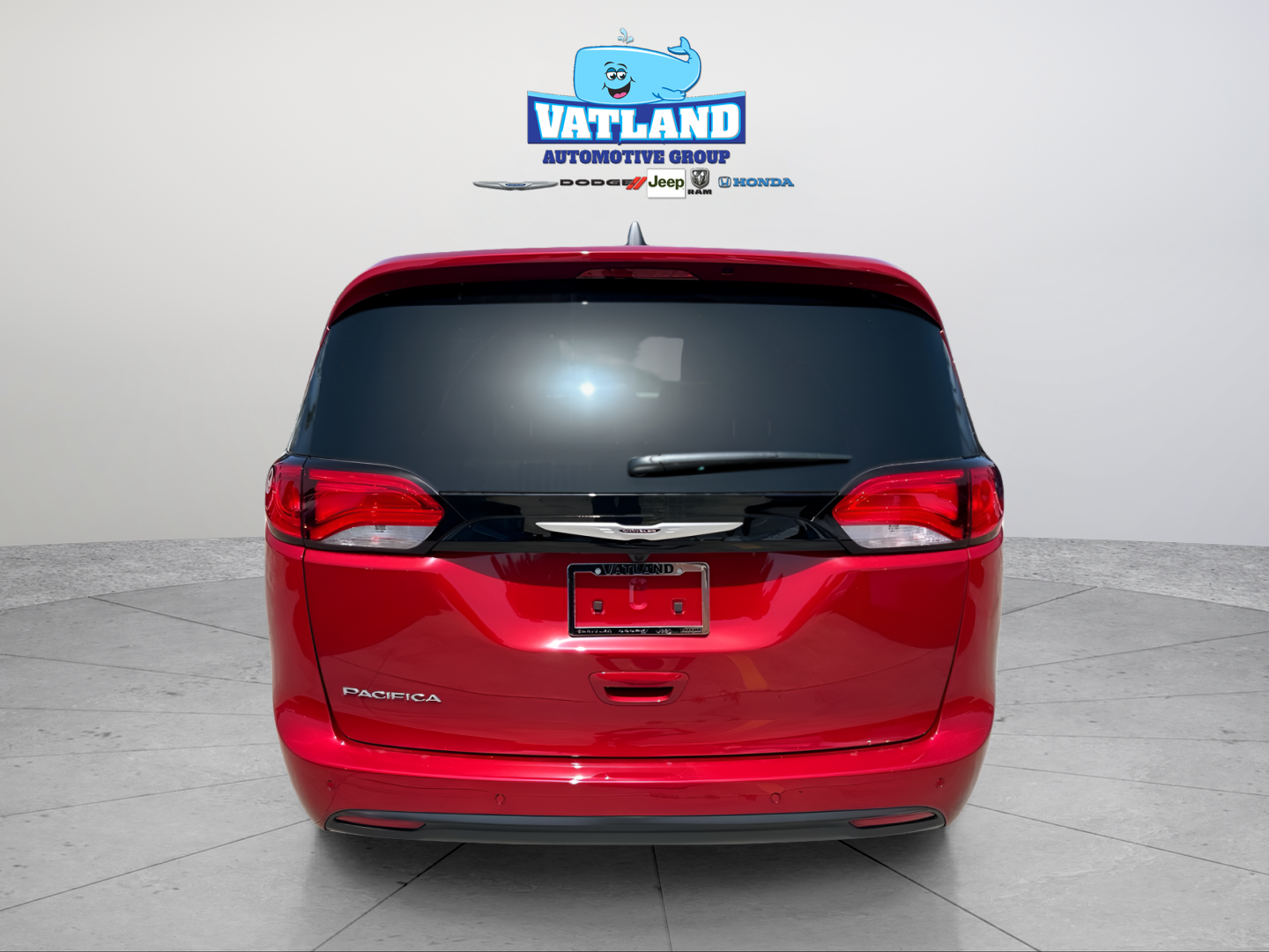 New 2027 Red Hot Pearl-Coat Exterior Paint Chrysler LX image 4