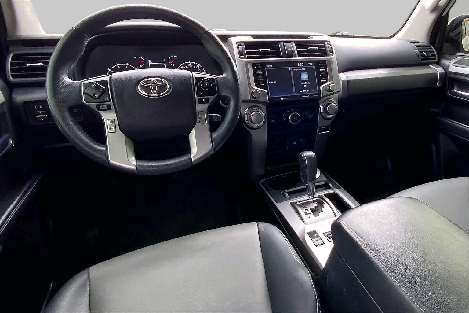 Used 2022 White Toyota SR5 Premium image 16