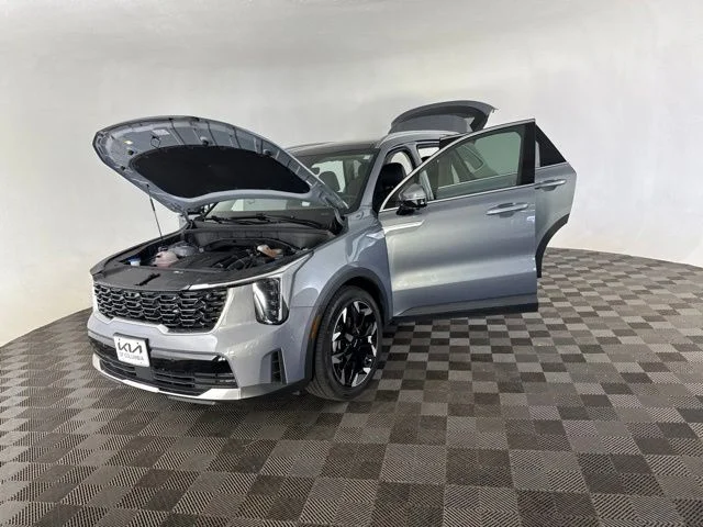Used 2025 Silver Kia SX image 12