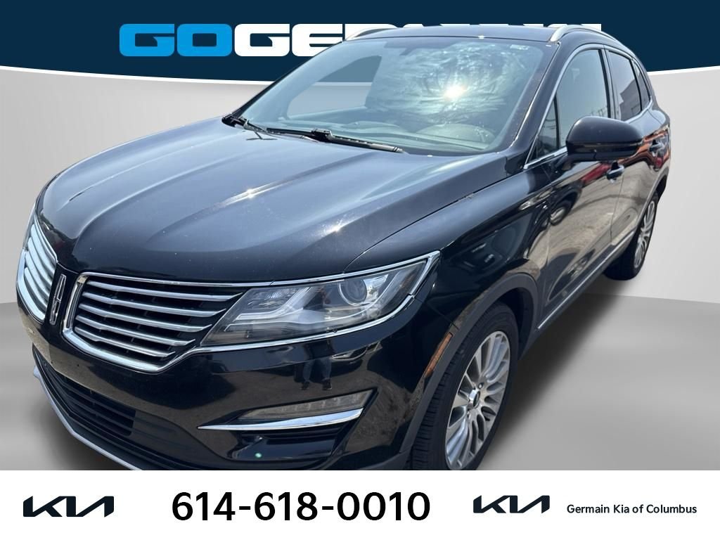 2017 Lincoln MKC Reserve FWD photo