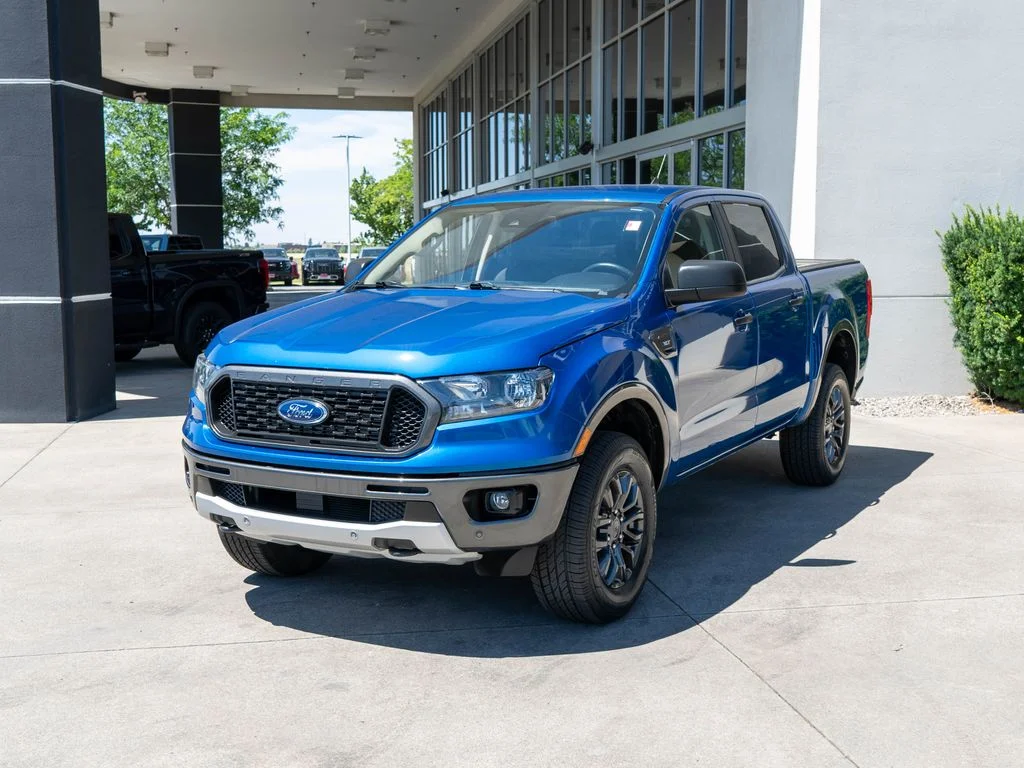 Used 2019 Blue Ford XLT image 3