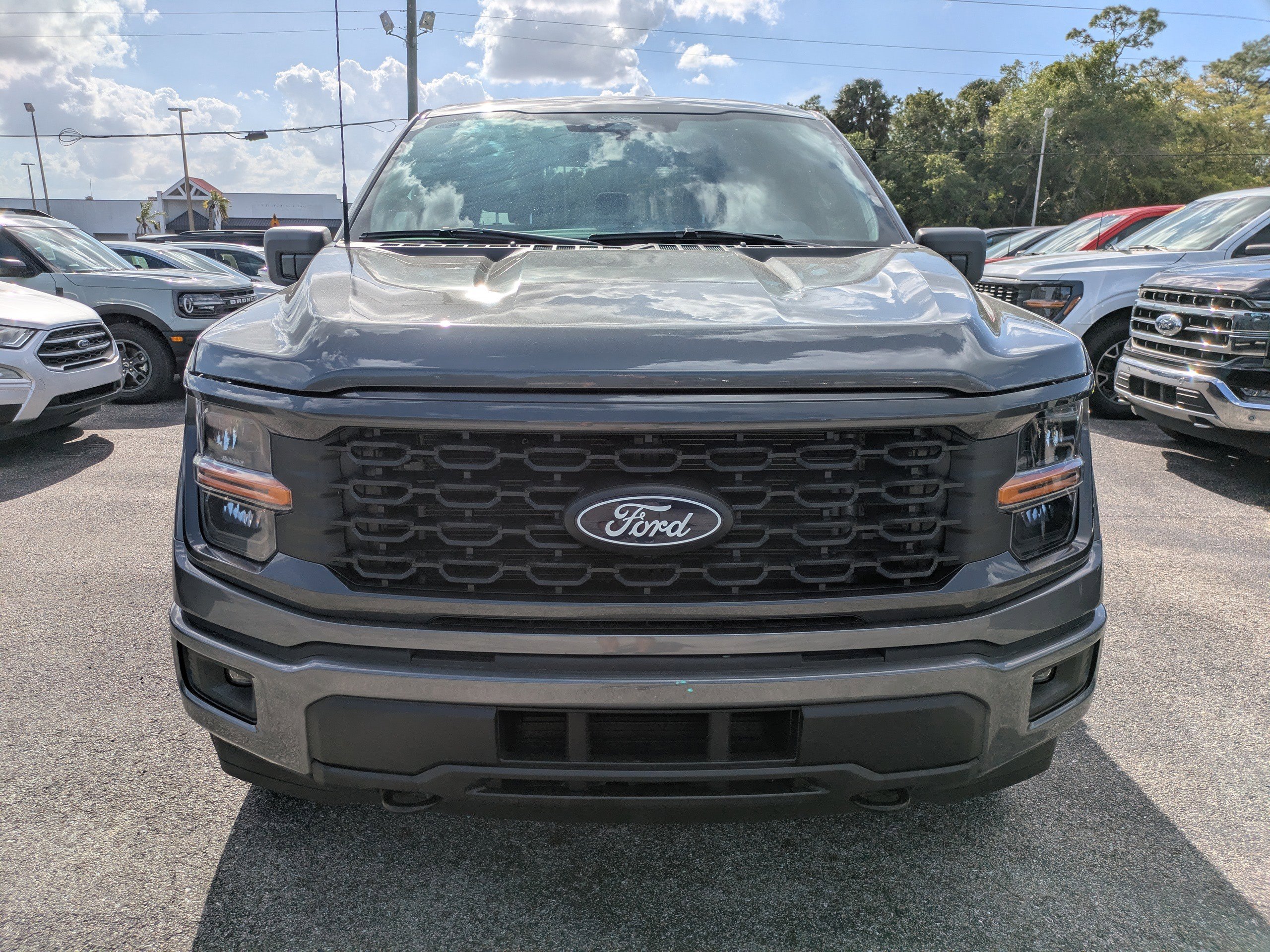Used 2025  Ford STX image 8
