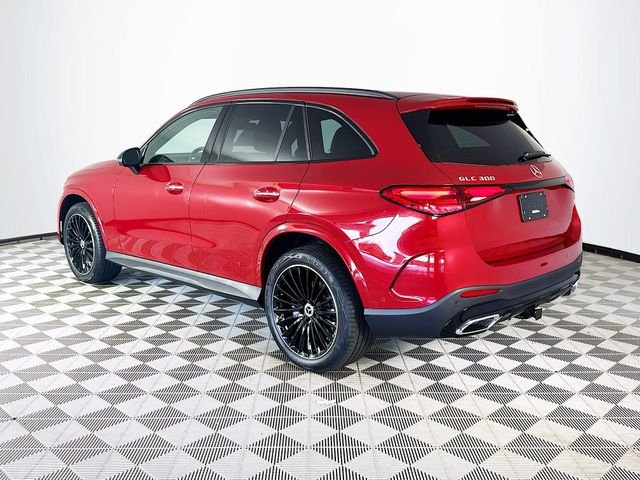 New 2026 MANUFAKTUR Patagonia Red Metallic Mercedes-Benz GLC 300 image 5