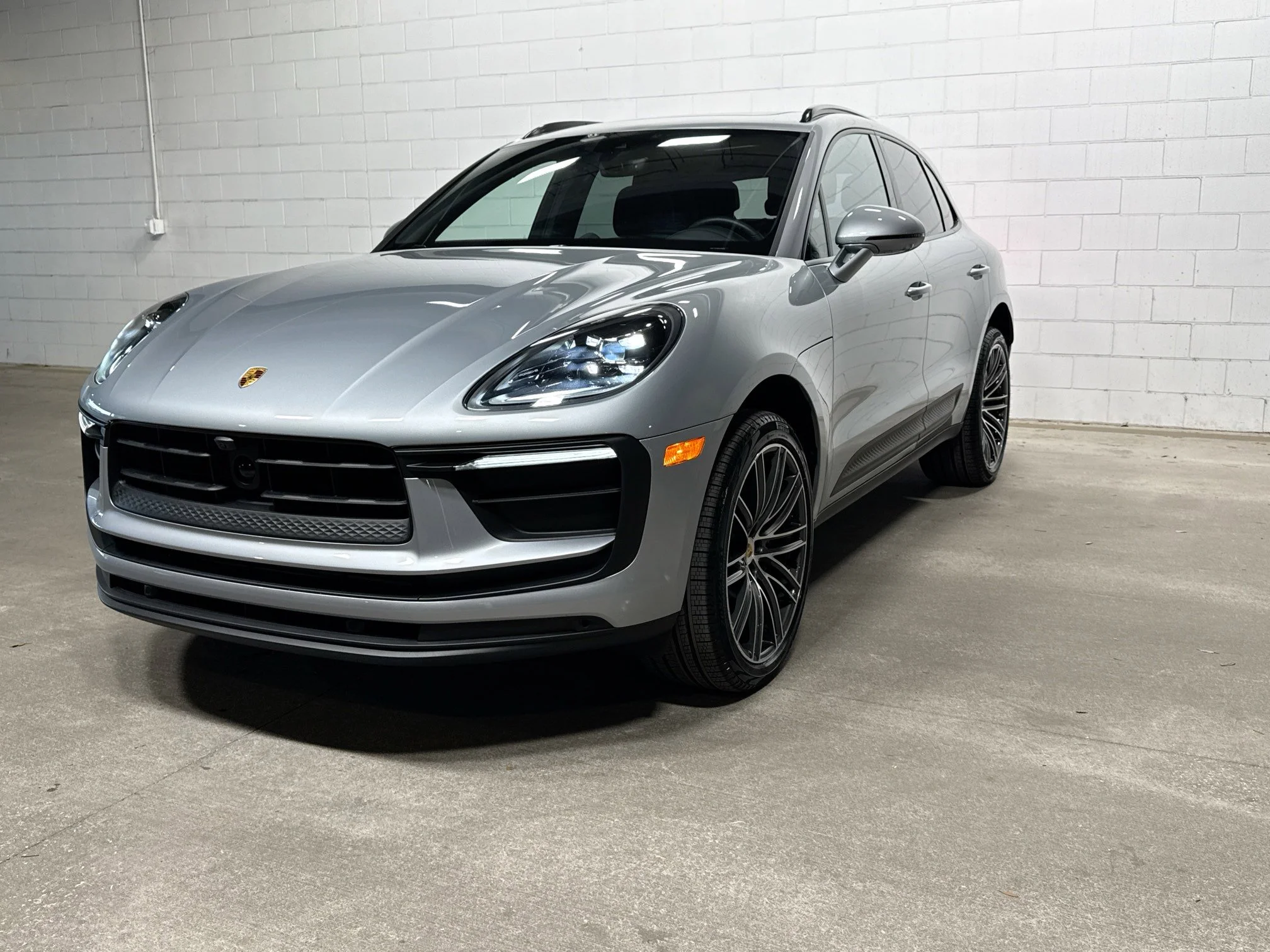 2026 Porsche Macan's photo
