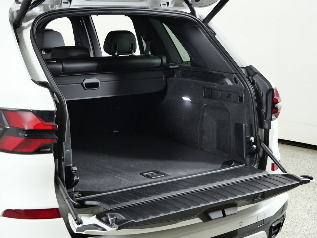 2026 BMW X5 M60i - Photo 29