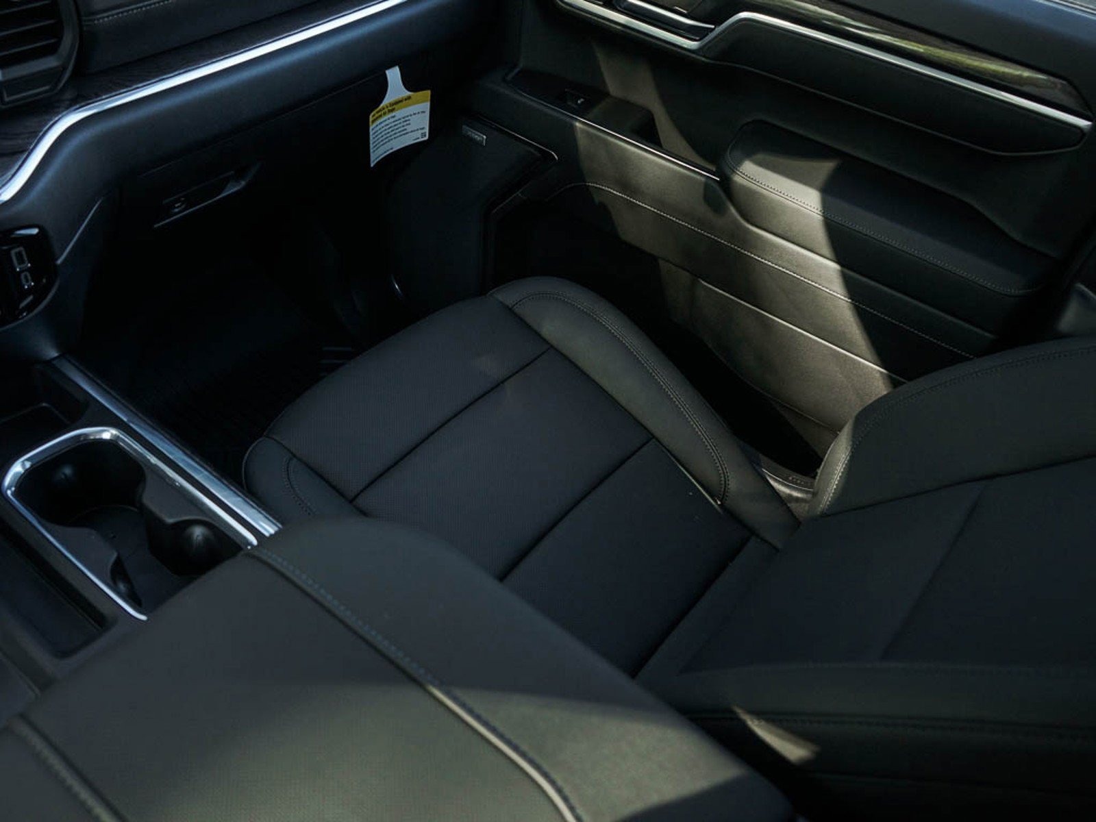 2025 Chevrolet Silverado 1500 LTZ - Photo 23