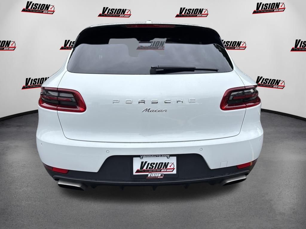 Used 2017 White Porsche Base image 6