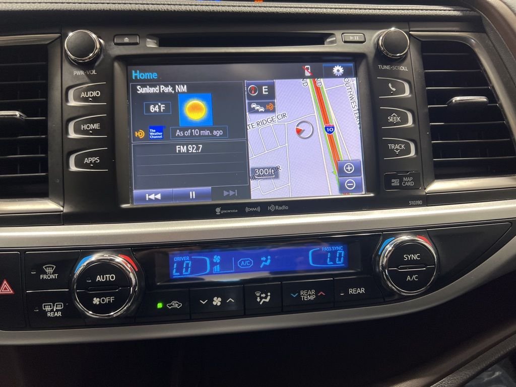Used 2019 Gray Toyota XLE image 20