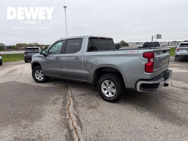 Used 2024 Gray Chevrolet LT image 9