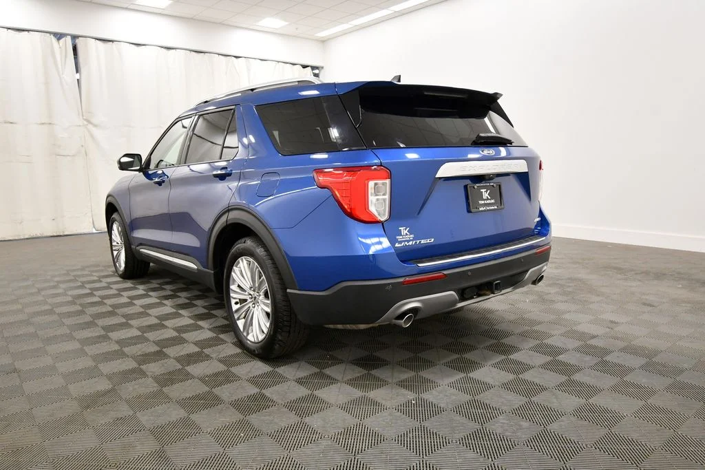 Used 2022 Blue Ford Limited image 5