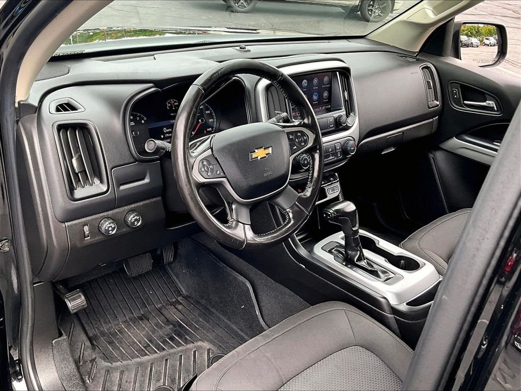 Used 2020 Black Chevrolet LT image 8