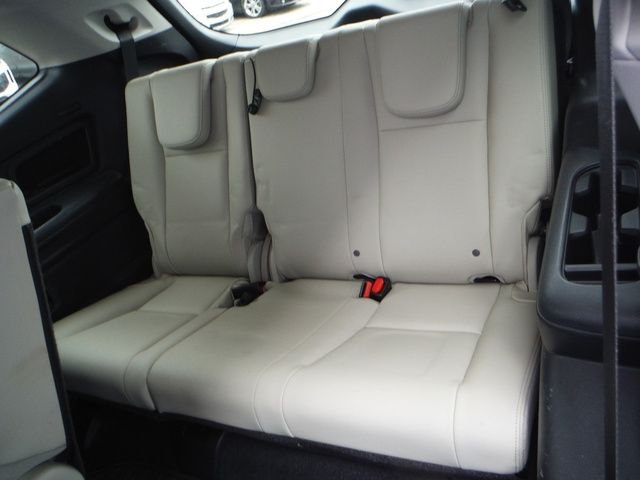 Used 2019 White Subaru Limited image 31