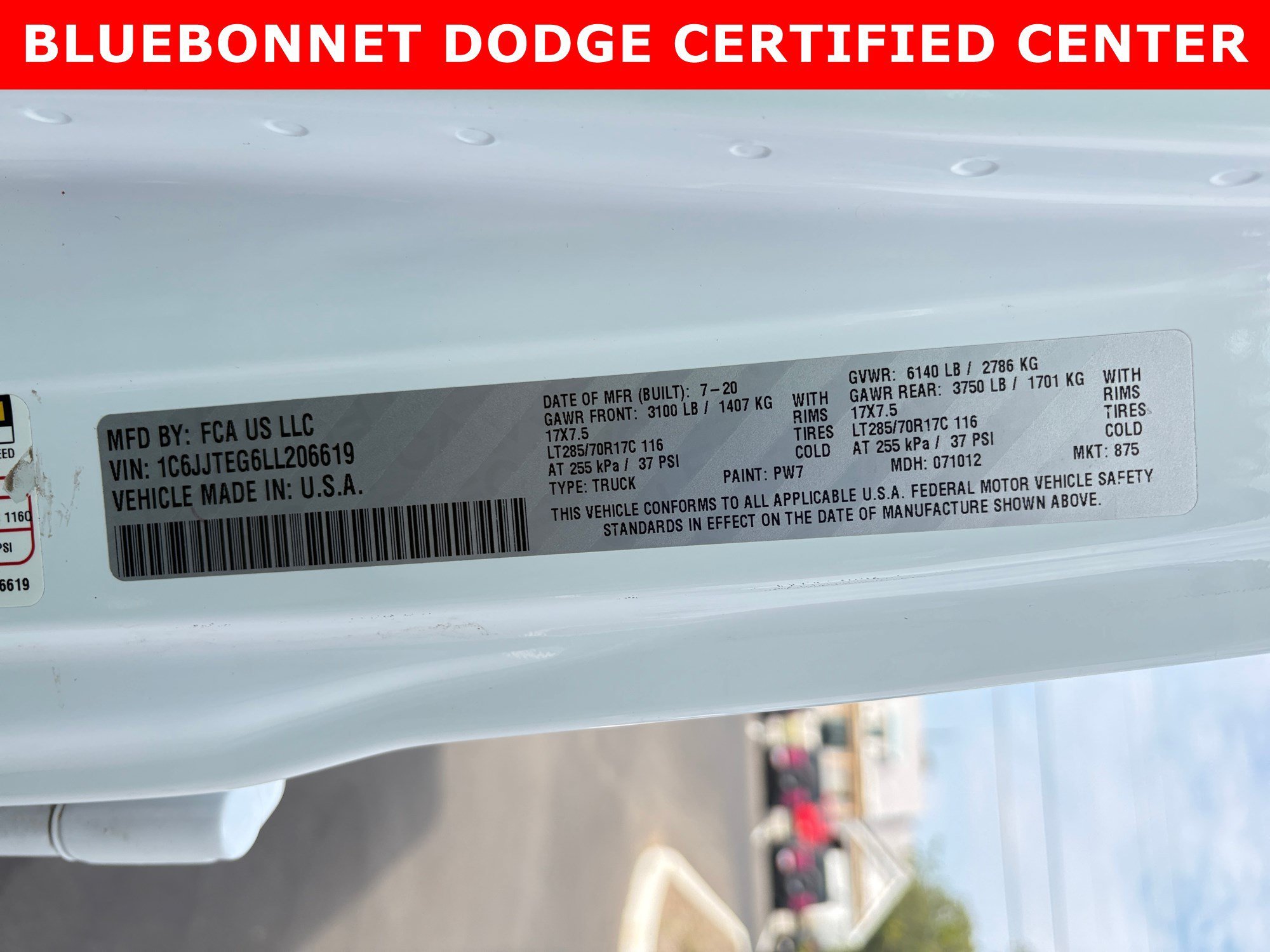 Used 2020 Bright White Clearcoat Jeep Mojave image 25