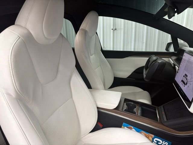 2022 Tesla Model X Long Range - Photo 23