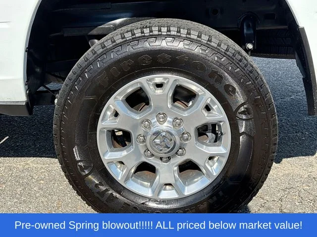 Used 2024 White Ram Laramie image 14
