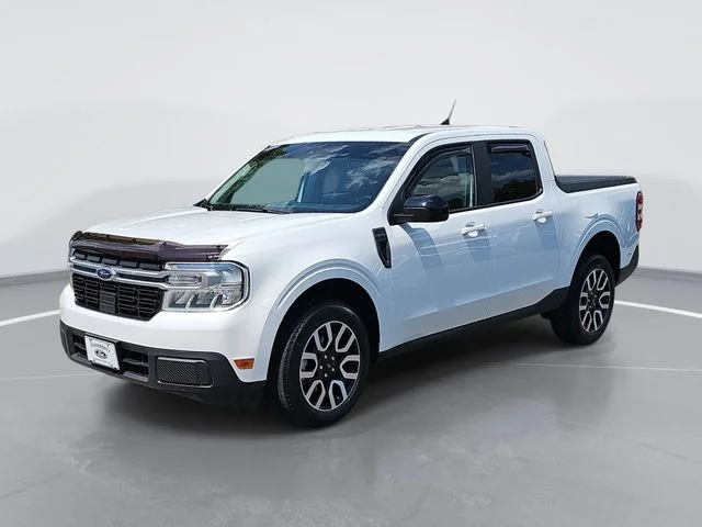 Used 2024 White Ford Lariat image 7