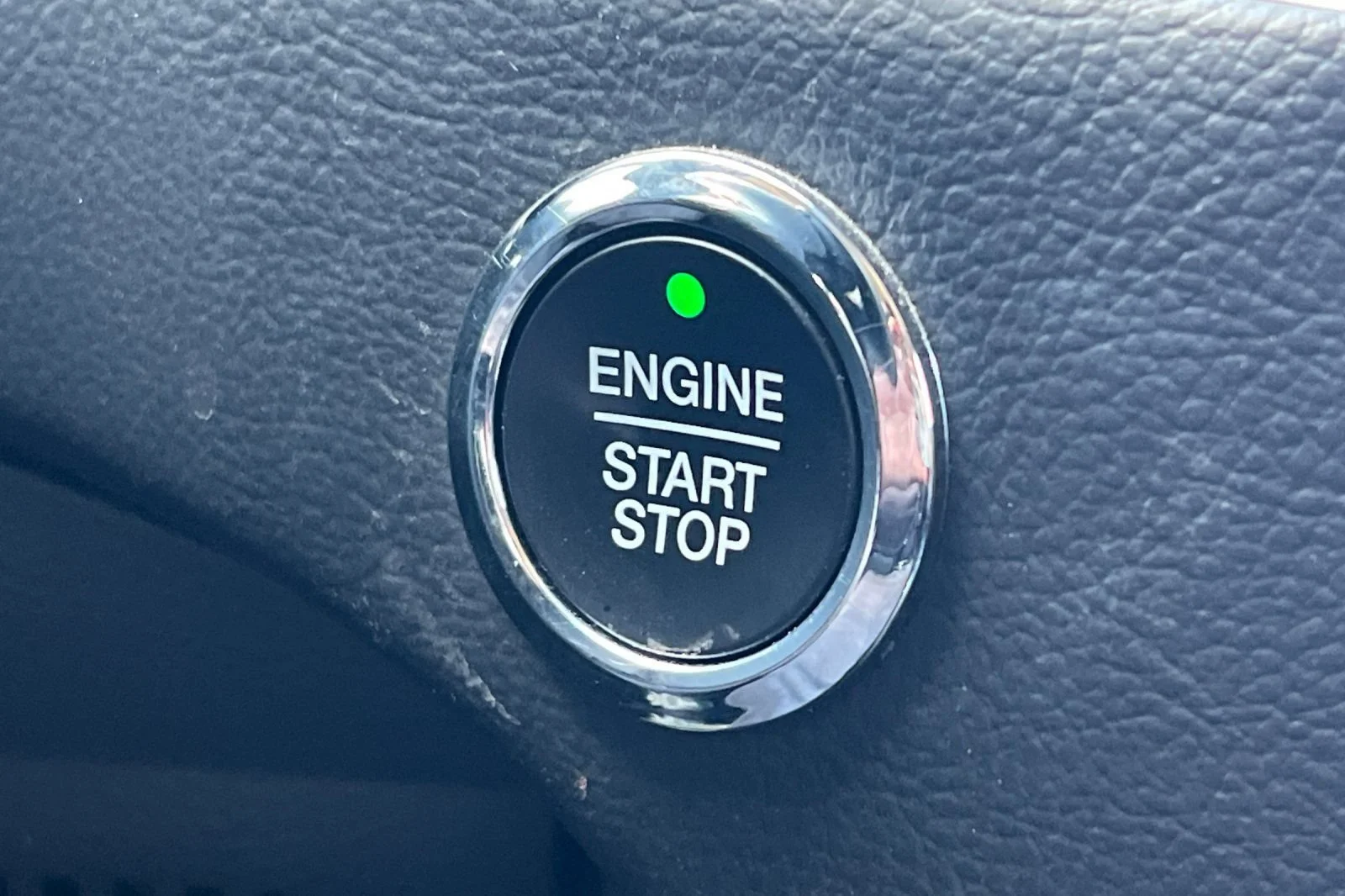Used 2024 Gray Ford SEL image 22