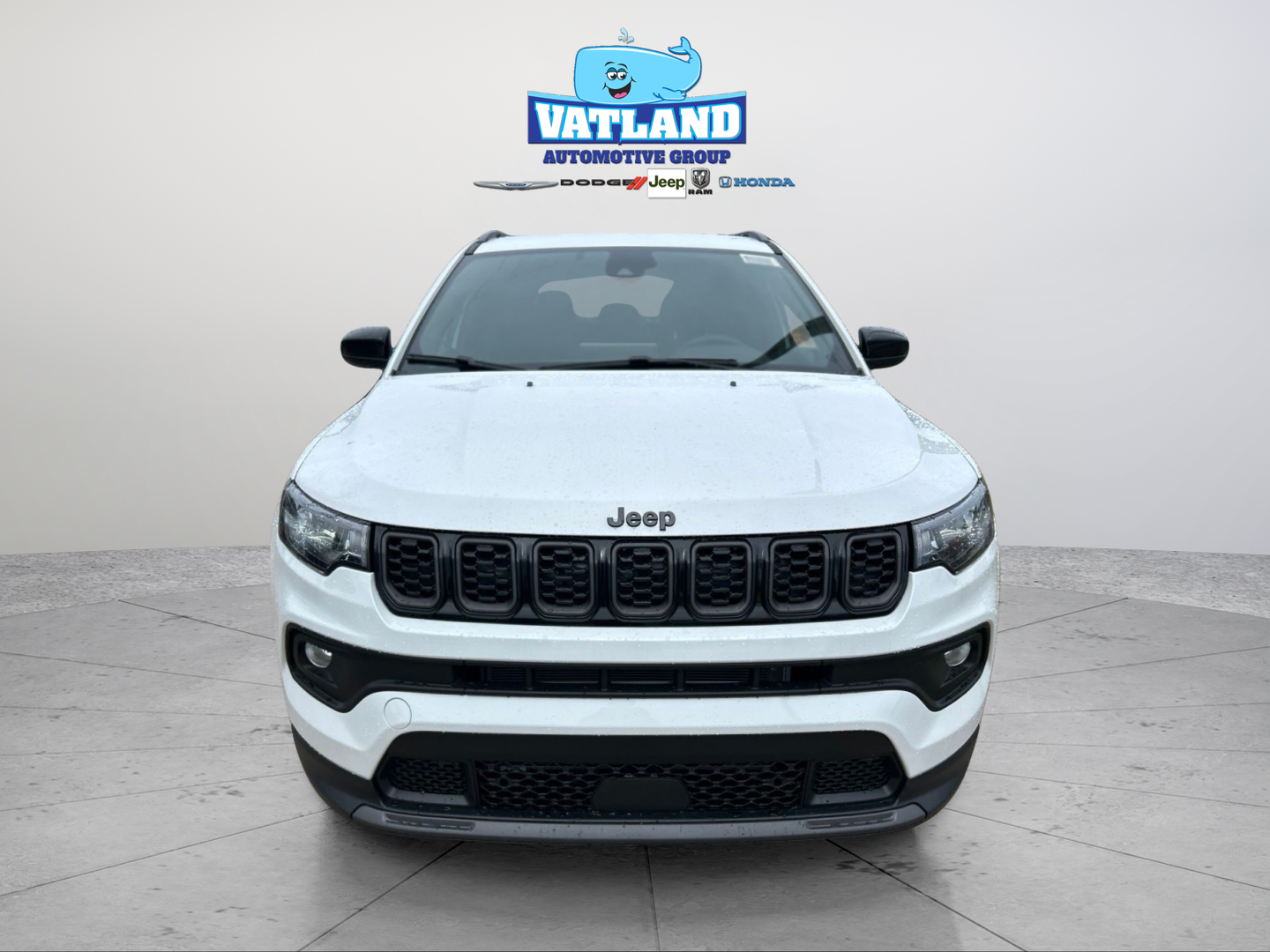 New 2026 Bright White Clearcoat Jeep Latitude image 8