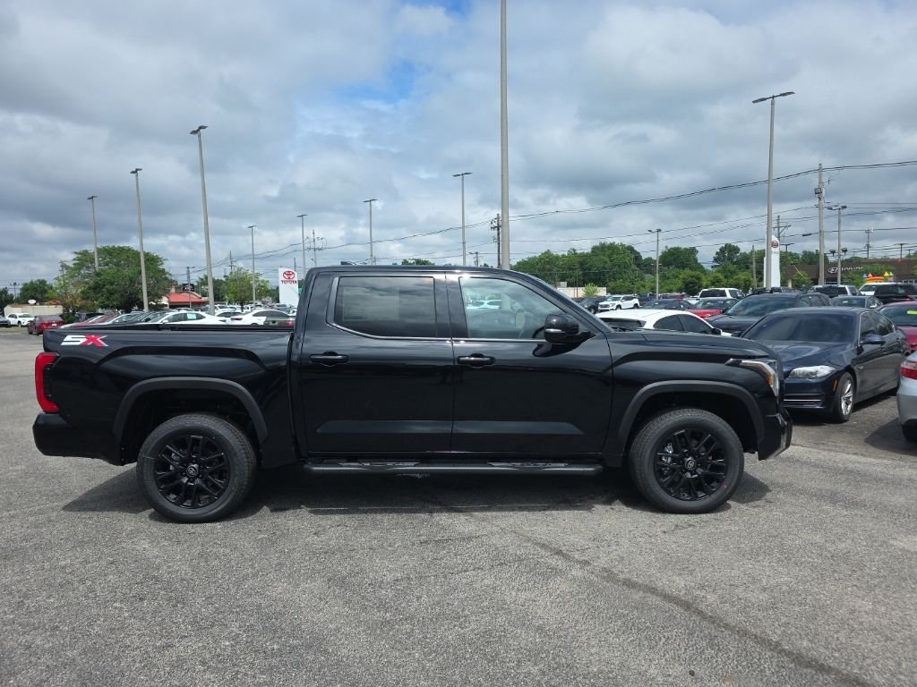 New 2026 Midnight Black Metallic Toyota SR5 image 3