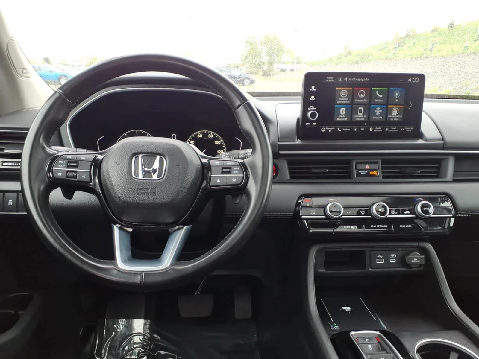2024 Honda Pilot Touring - Photo 15