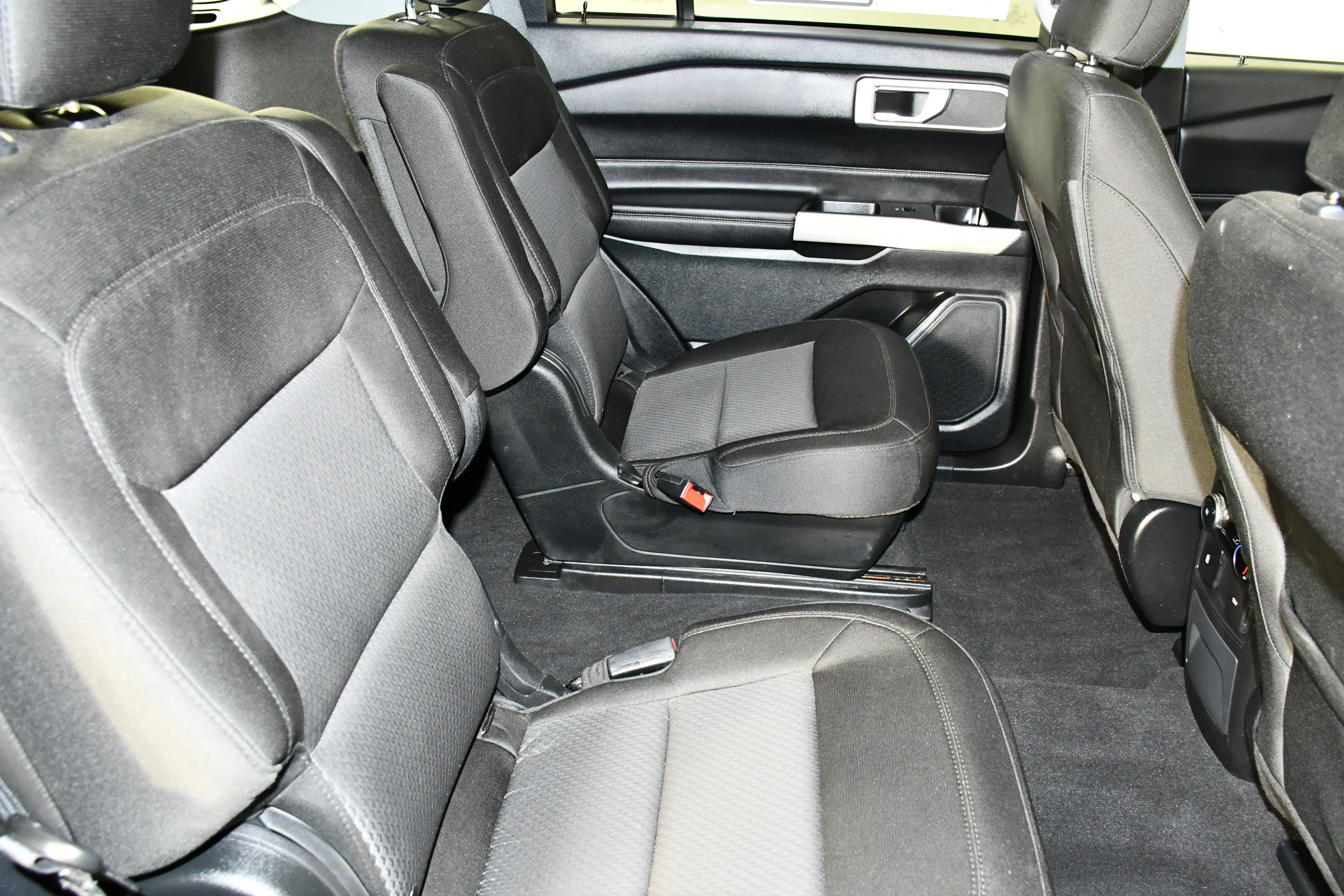 Used 2023 Silver Metallic Ford XLT image 44