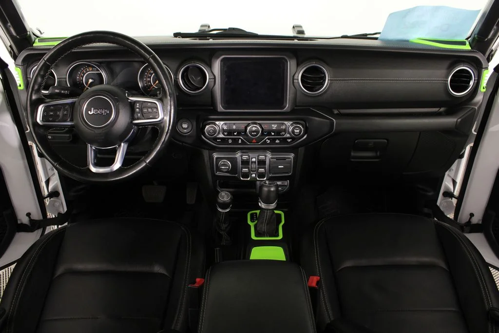 Used 2020 White Jeep Overland image 24
