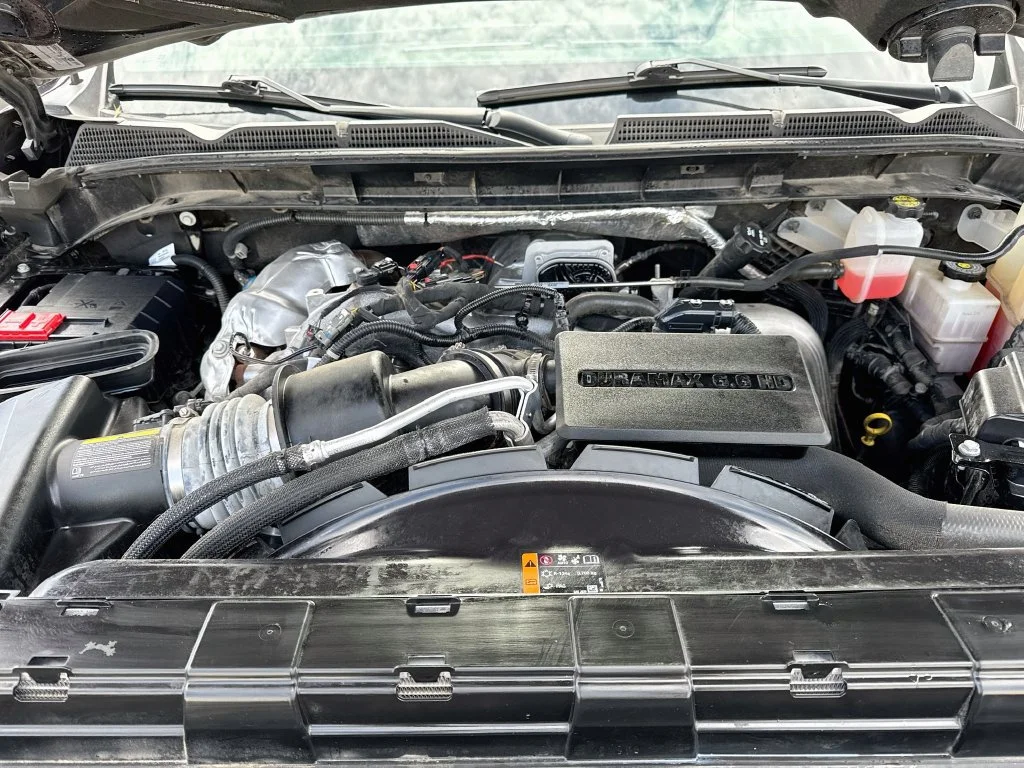 Used 2024 Black GMC AT4 image 39