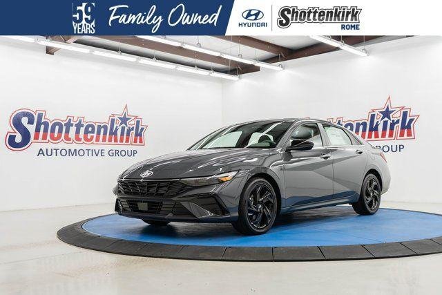 2026 Hyundai Elantra 2.0 SEL Sport Premium's photo