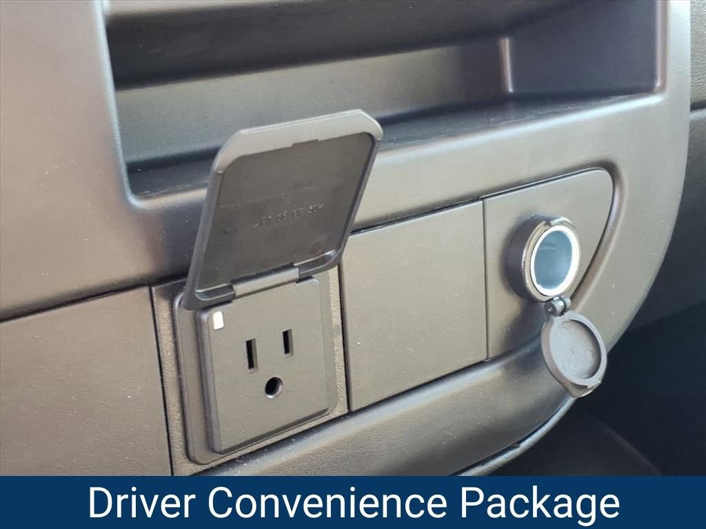 2025 Chevrolet Express Cargo Work Van - Photo 9