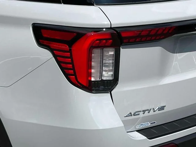 New 2027 Avalanche Gray Ford Active image 10