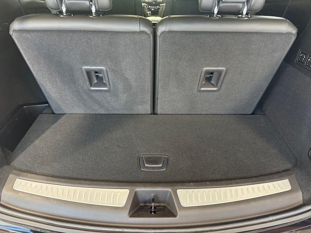 Used 2023 Black Cadillac Premium Luxury image 9