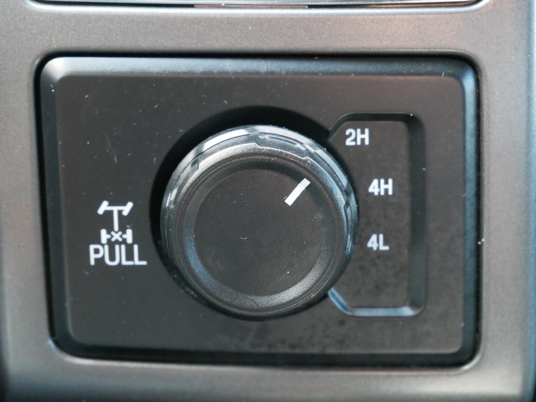 Used 2018 Gray Ford XLT image 24