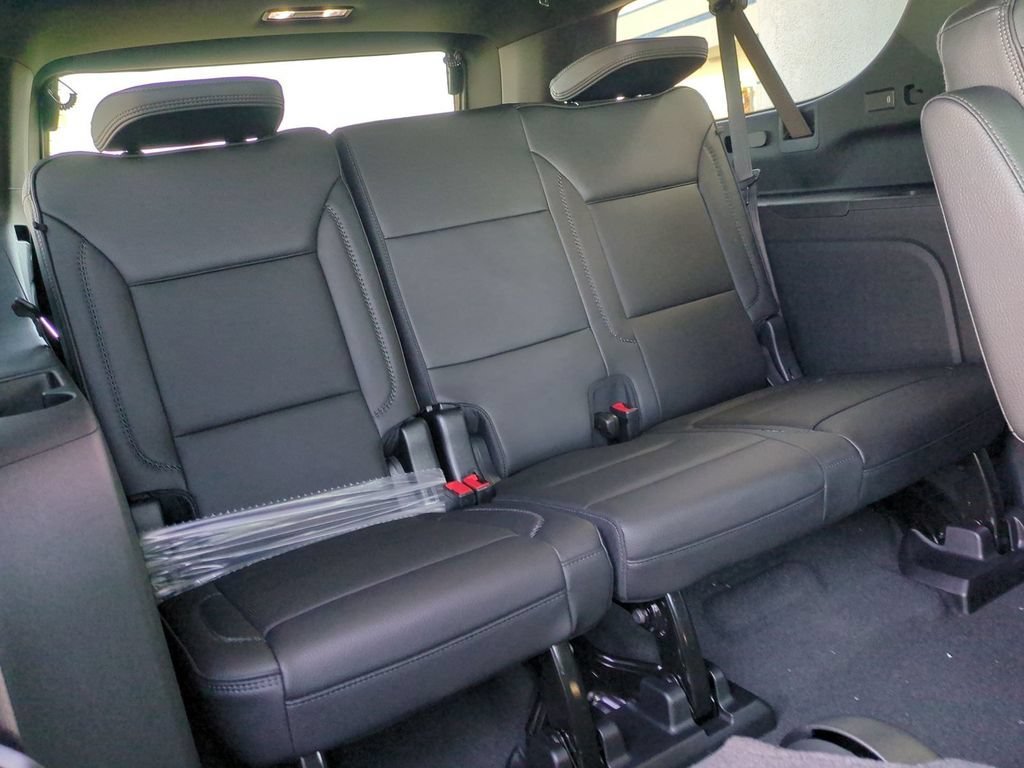 2026 GMC Yukon XL Denali - Photo 30
