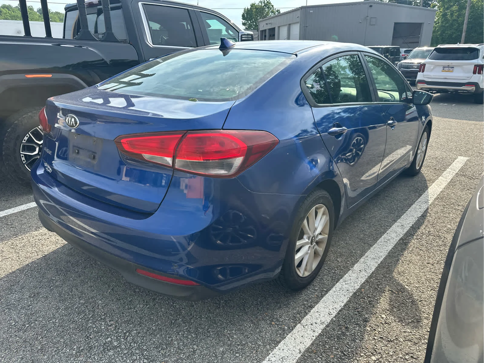 Used 2017 Deep Sea Blue Kia LX image 3