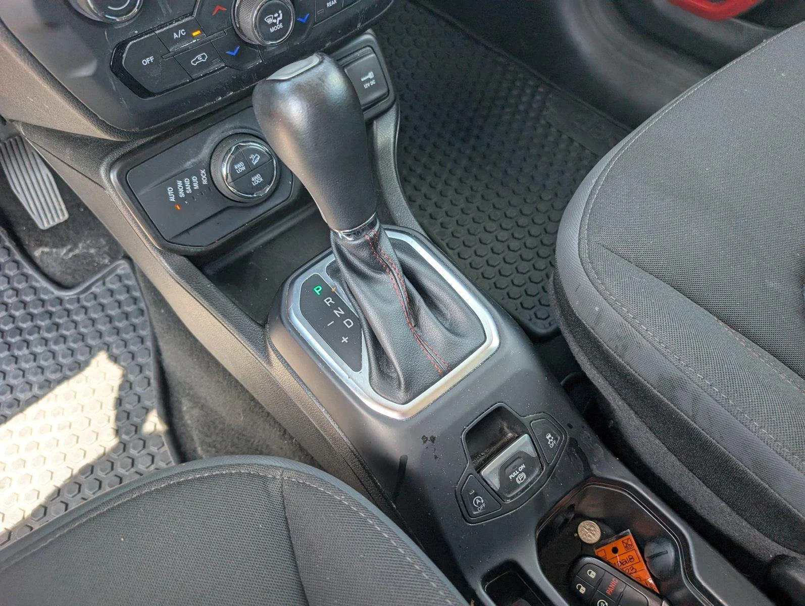 Used 2023 Colorado Red Clearcoat Jeep Trailhawk image 20