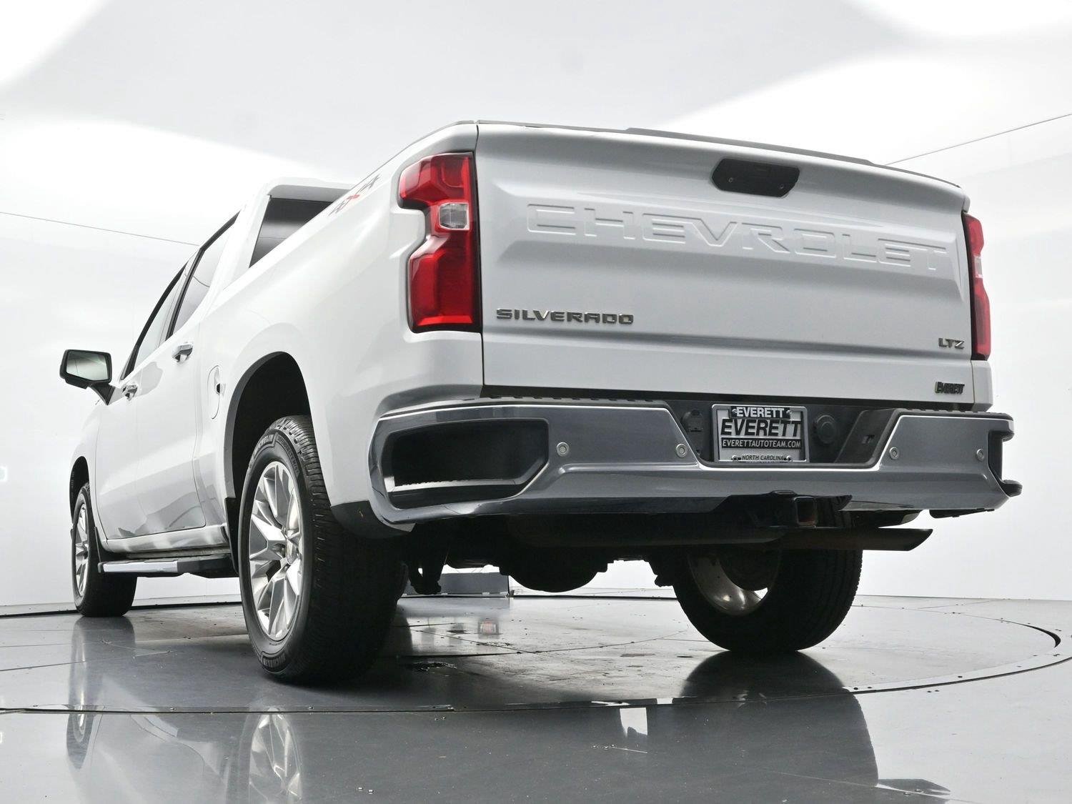 Used 2021 SUMMIT WHITE Chevrolet LTZ image 48