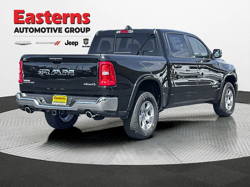 New 2026 Diamond Black Crystal Pearl-Coat Exterior Paint RAM Big Horn/Lone Star image 7