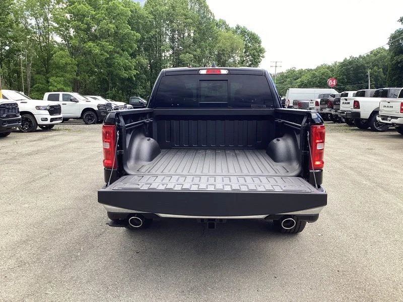 New 2026 Diamond Black Crystal Pearl-Coat Exterior Paint RAM Laramie image 15