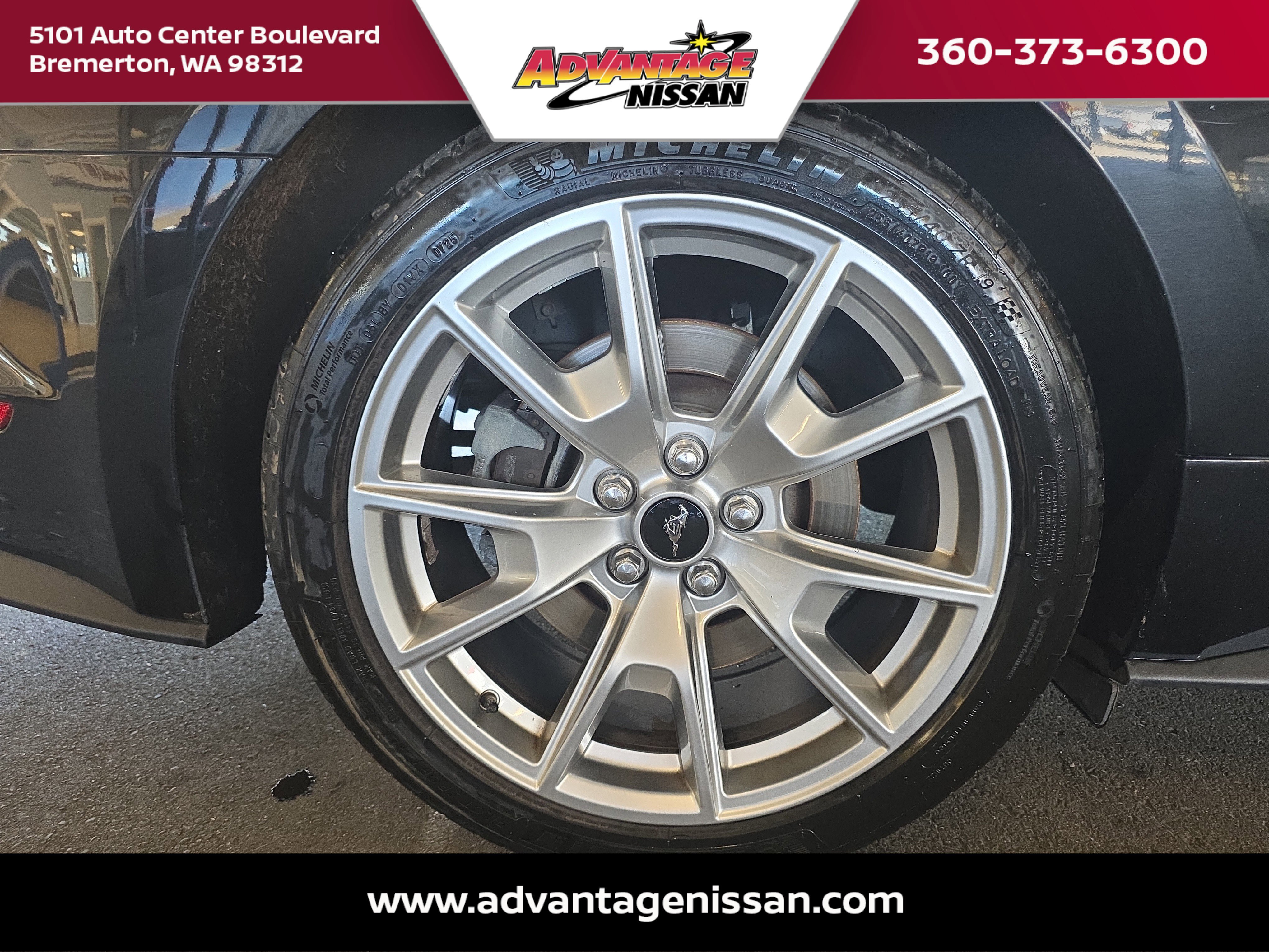 Used 2015 Black Ford GT Premium image 31