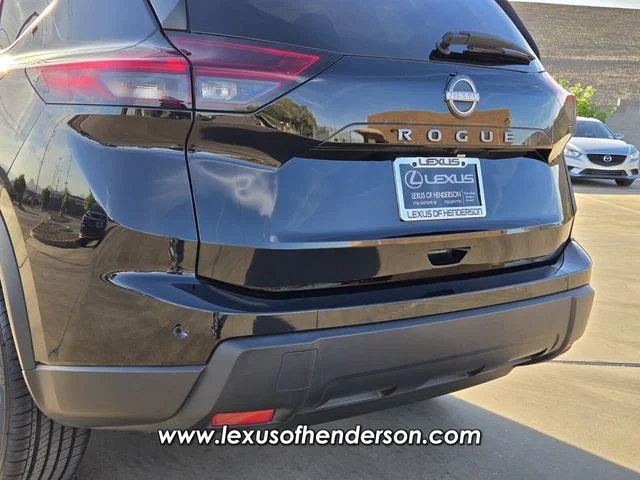 2025 Nissan Rogue SV - Photo 5