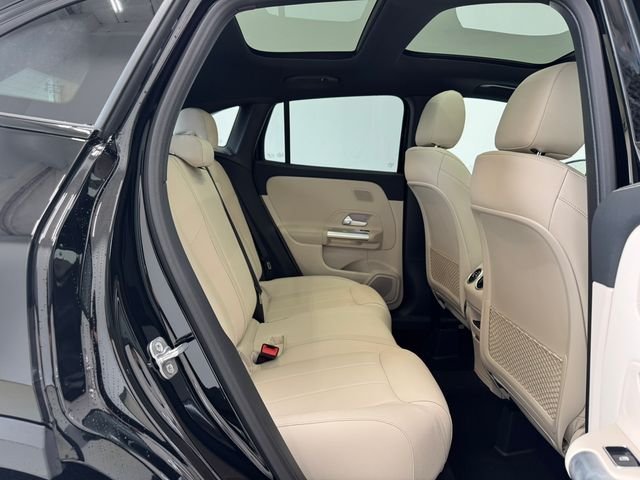 New 2026 Night Black Mercedes-Benz GLA 250 image 20