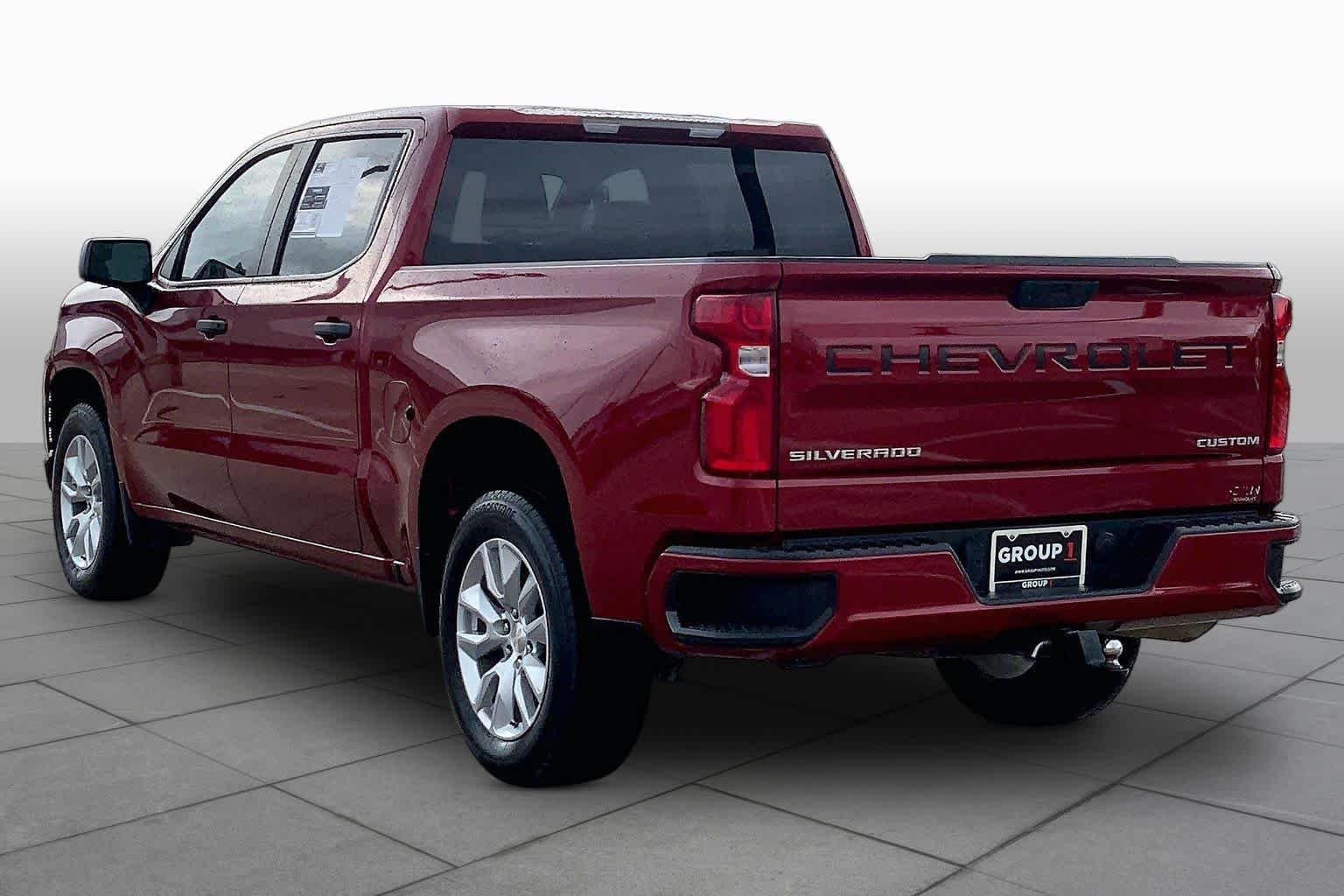 Used 2022 Cherry Red Tintcoat Chevrolet Custom image 12
