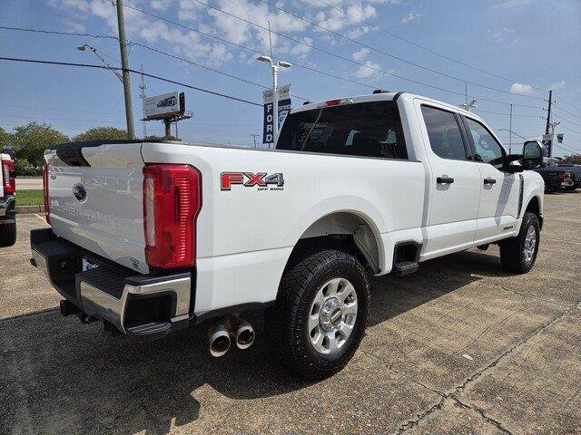 Used 2024 Oxford White Ford XLT image 5