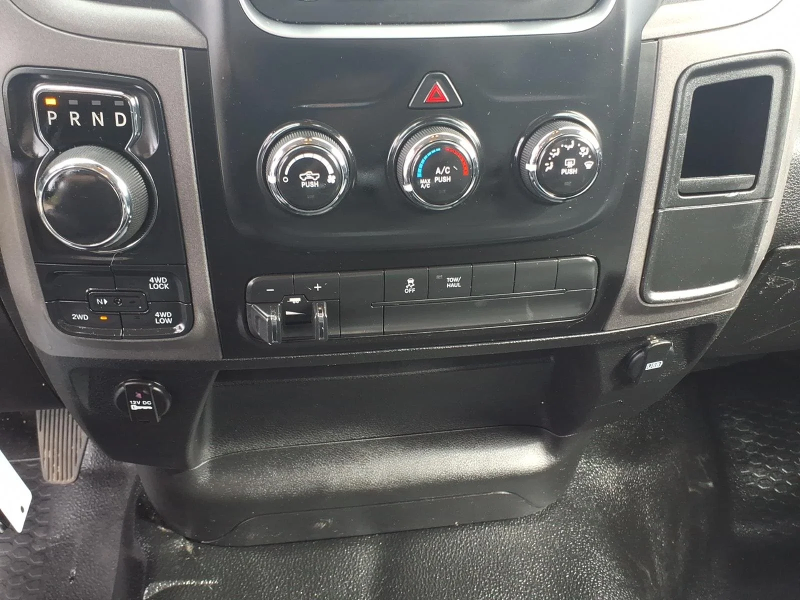 Used 2022 Bright White Clearcoat Ram Tradesman image 20