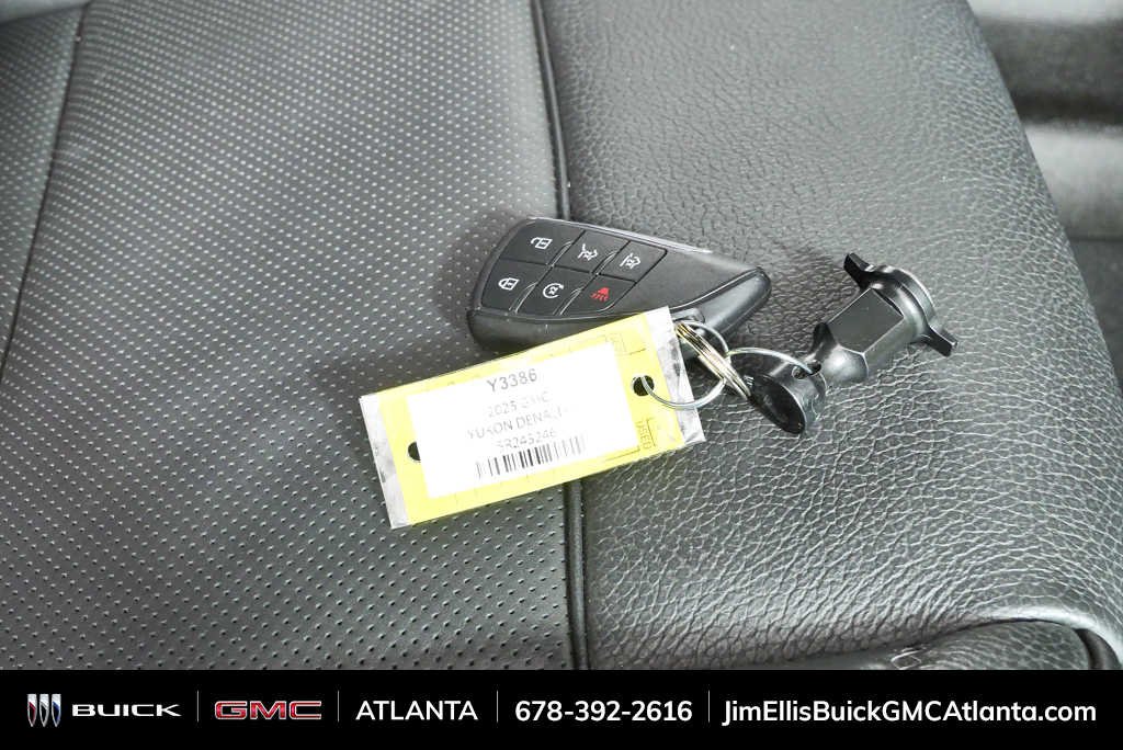 Used 2025 Sterling Metallic GMC Denali image 37