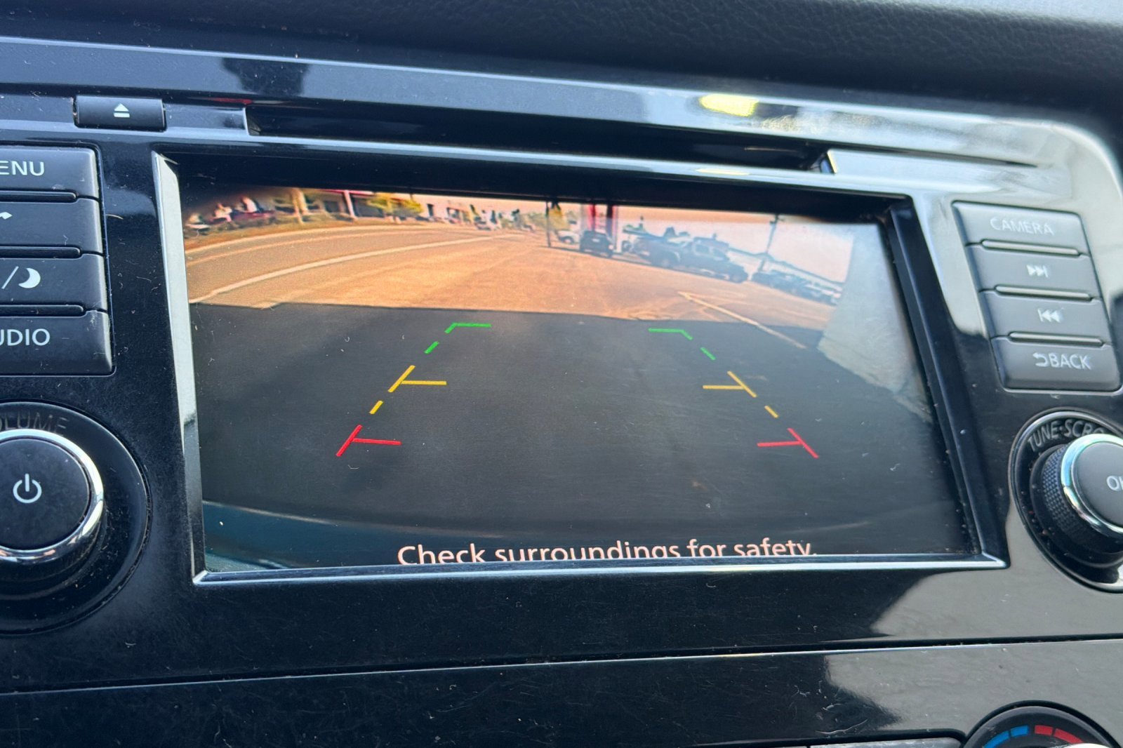 Used 2019 Magnetic Black Pearl Nissan S image 18