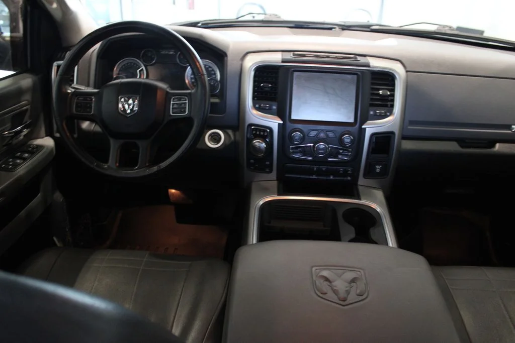 Used 2016 Brilliant Black Crystal Pearlcoat Ram Big Horn image 7