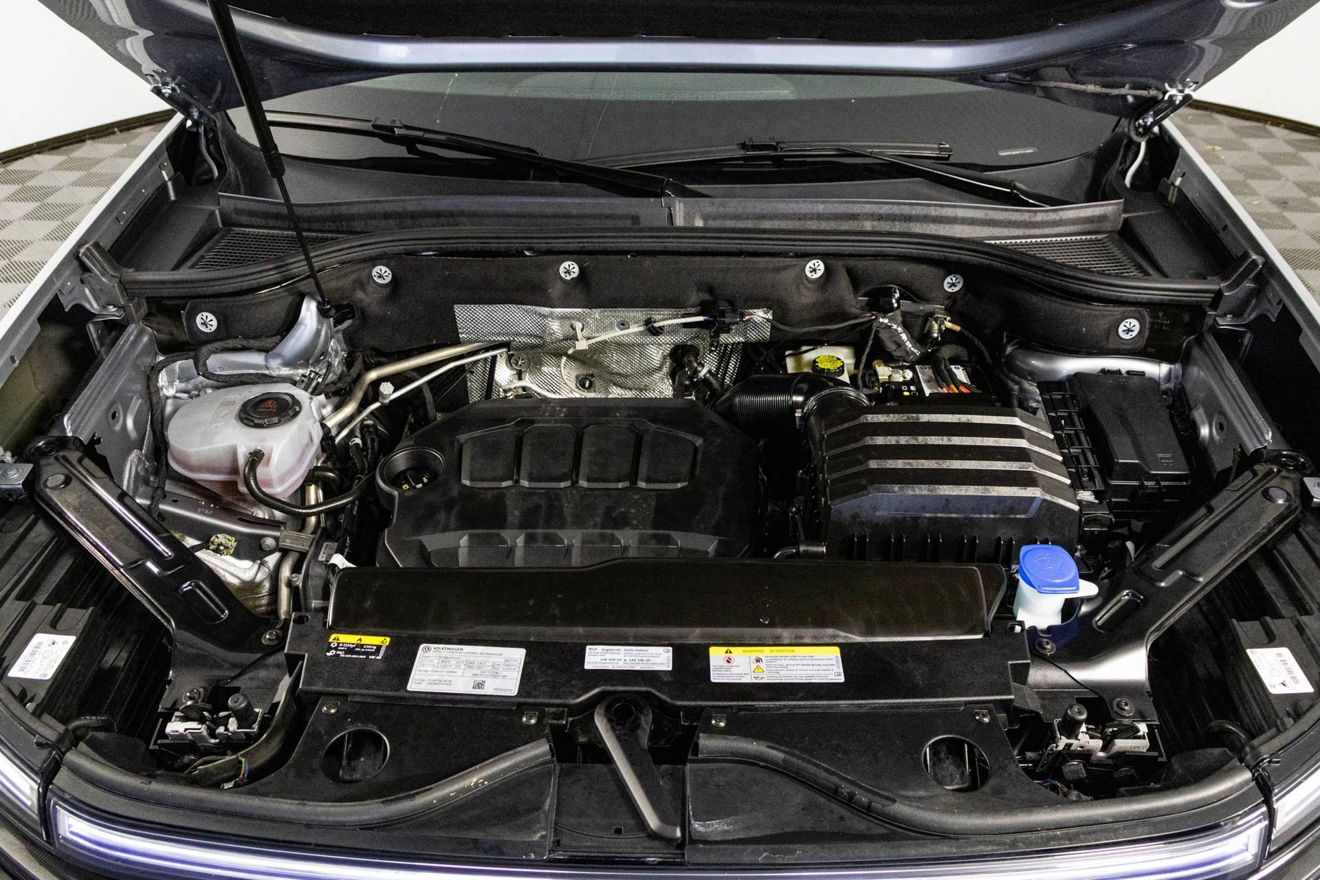 2025 VOLKSWAGEN ATLAS CROSS SPORT - Image 45