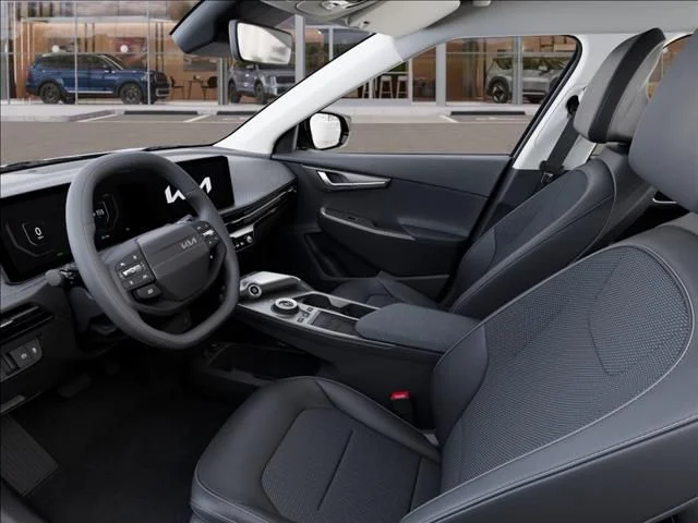 New 2026 Glacial White Pearl Kia LIGHT image 17