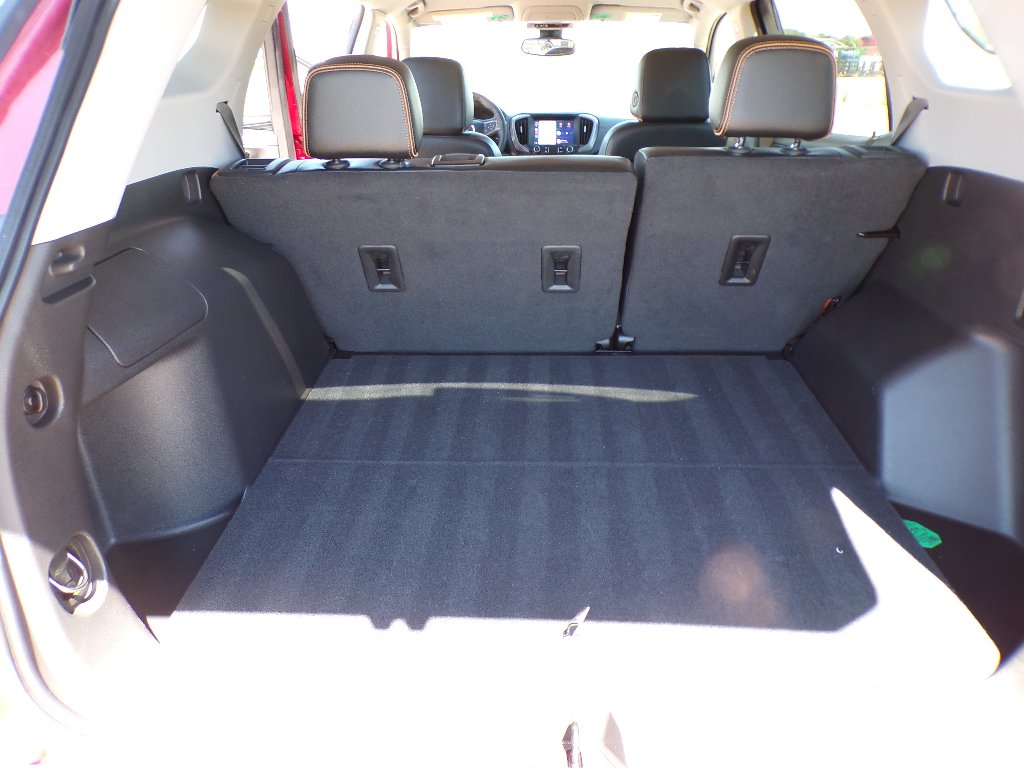Used 2023 Volcanic Red Tintcoat GMC AT4 image 23